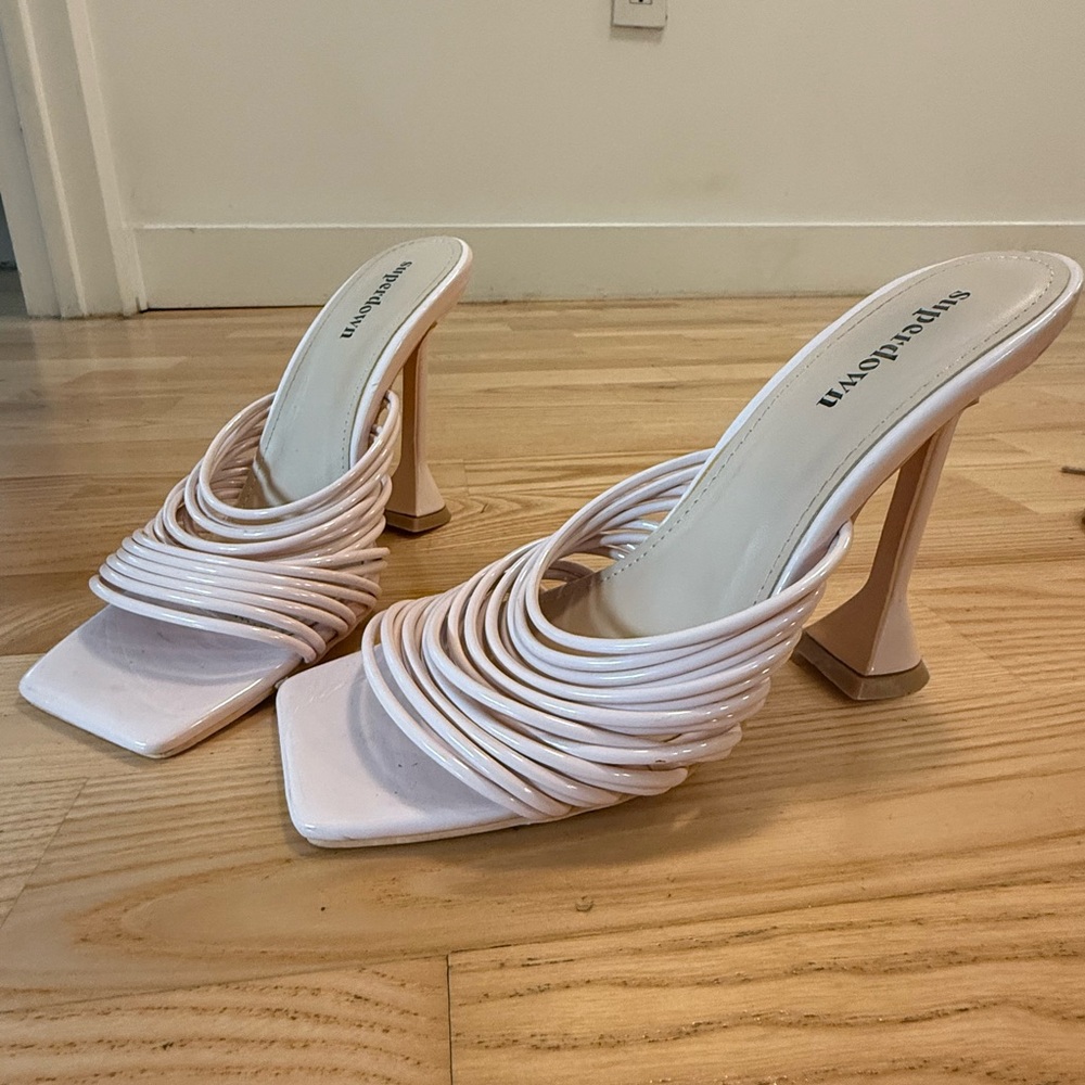 Stylish Pink Heeled Sandals